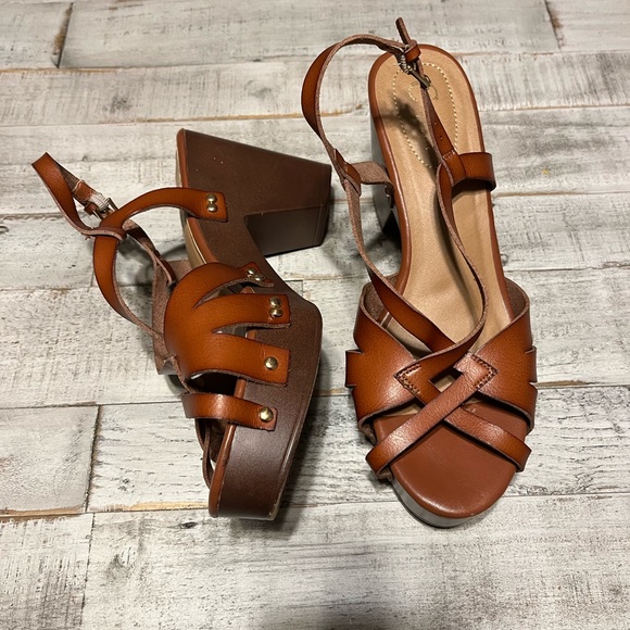 Cato Est. 1946 Comfort Brown Block Wedge Heels 9W - Picture 2 of 4